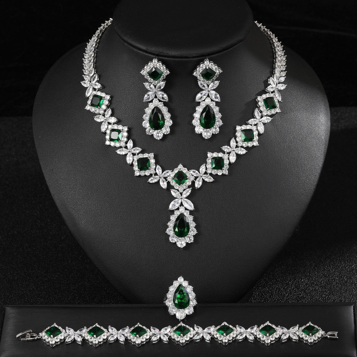 Luxury Necklace Earring Bracelet Ring Set