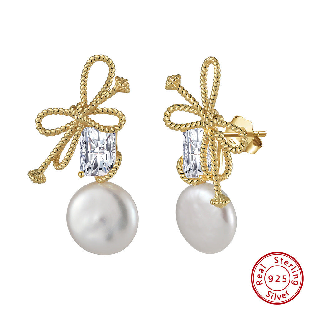 Charming Bow Pearl earrings