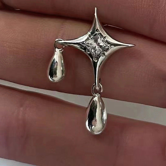 Teardrop earrings