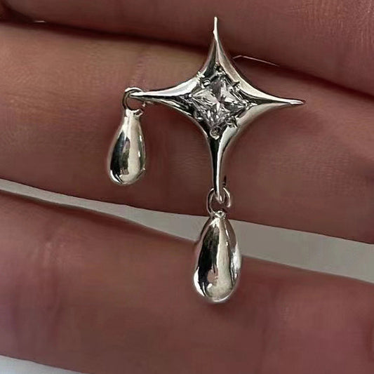 Teardrop earrings