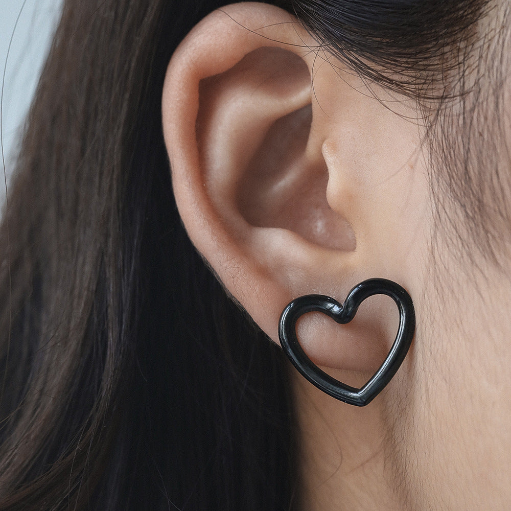 Heart-Shaped stud earrings