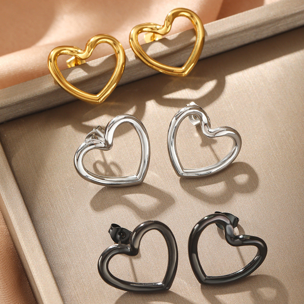 Heart-Shaped stud earrings