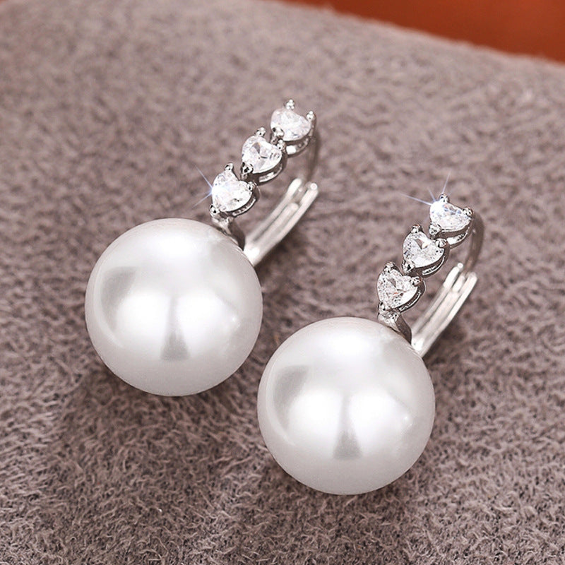 Women's Pearl Earrings